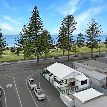 Hotel The Nautilus Napier Esterno foto Aerial view of the beach at the northern end of the town