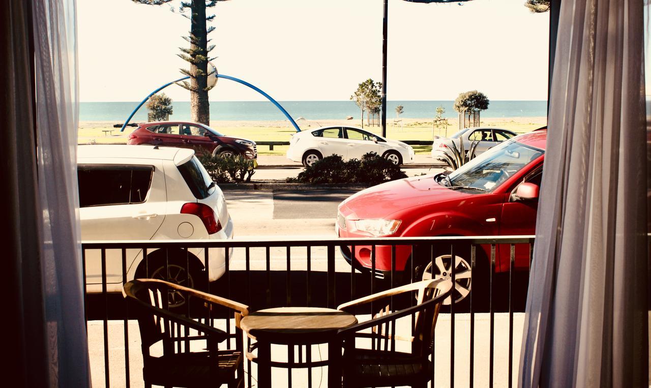 Hotel The Nautilus Napier Esterno foto View from the balcony of a room at the hotel